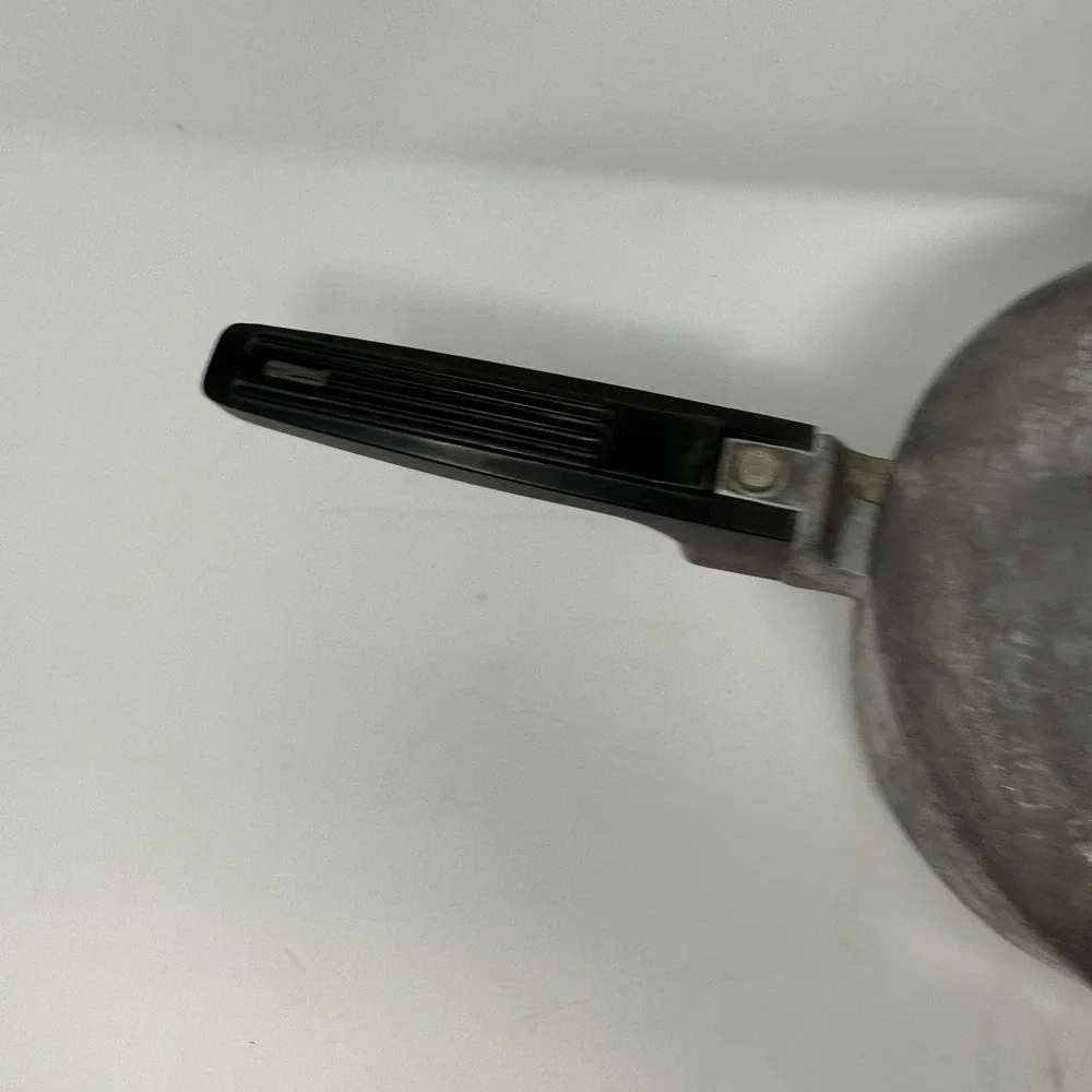 Magnalite Classic Sauce Pan w/Lid 2 Qt Chicago Cutlery 4682 Aluminum Vintage USA